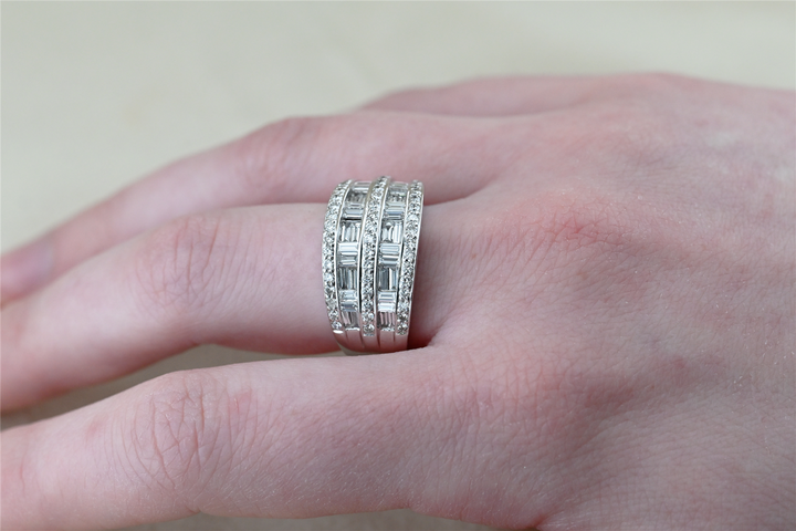 18KT White Gold 2.28ctw Diamond Estate Ring