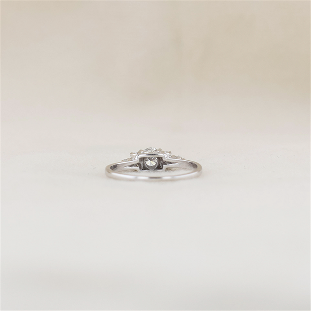 18K White Gold 0.47ctw Diamond Engagement Ring