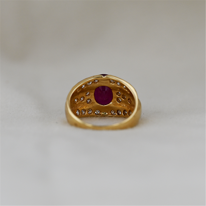 18KT Yellow Gold 0.76ctw Diamond Ruby Ring