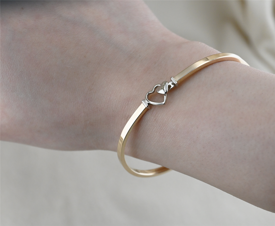 10K Two-Toned Estate Heart Bangle