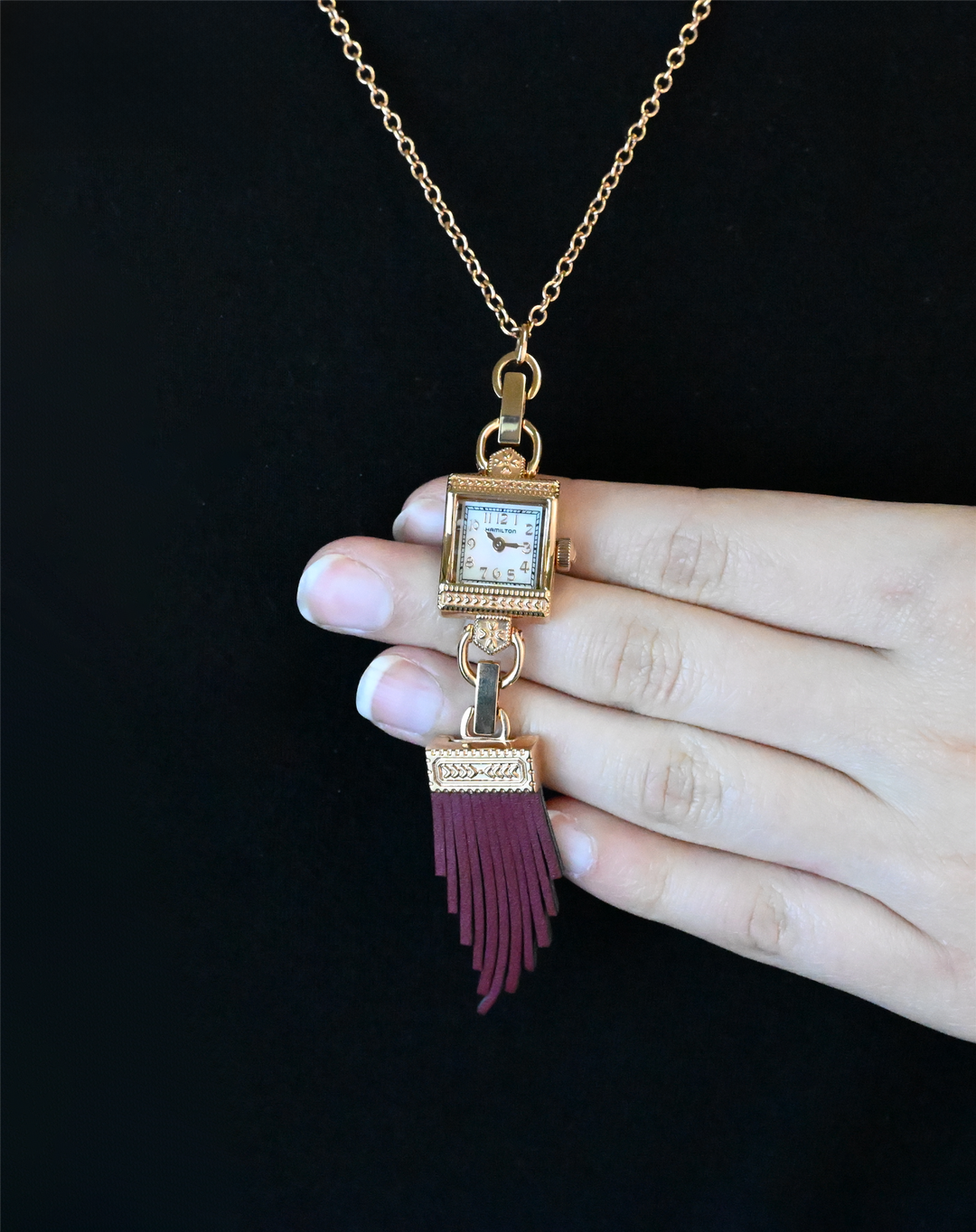 Hamilton American Classic Lady Hamilton Necklace H31241190 15mm x 19mm 2025