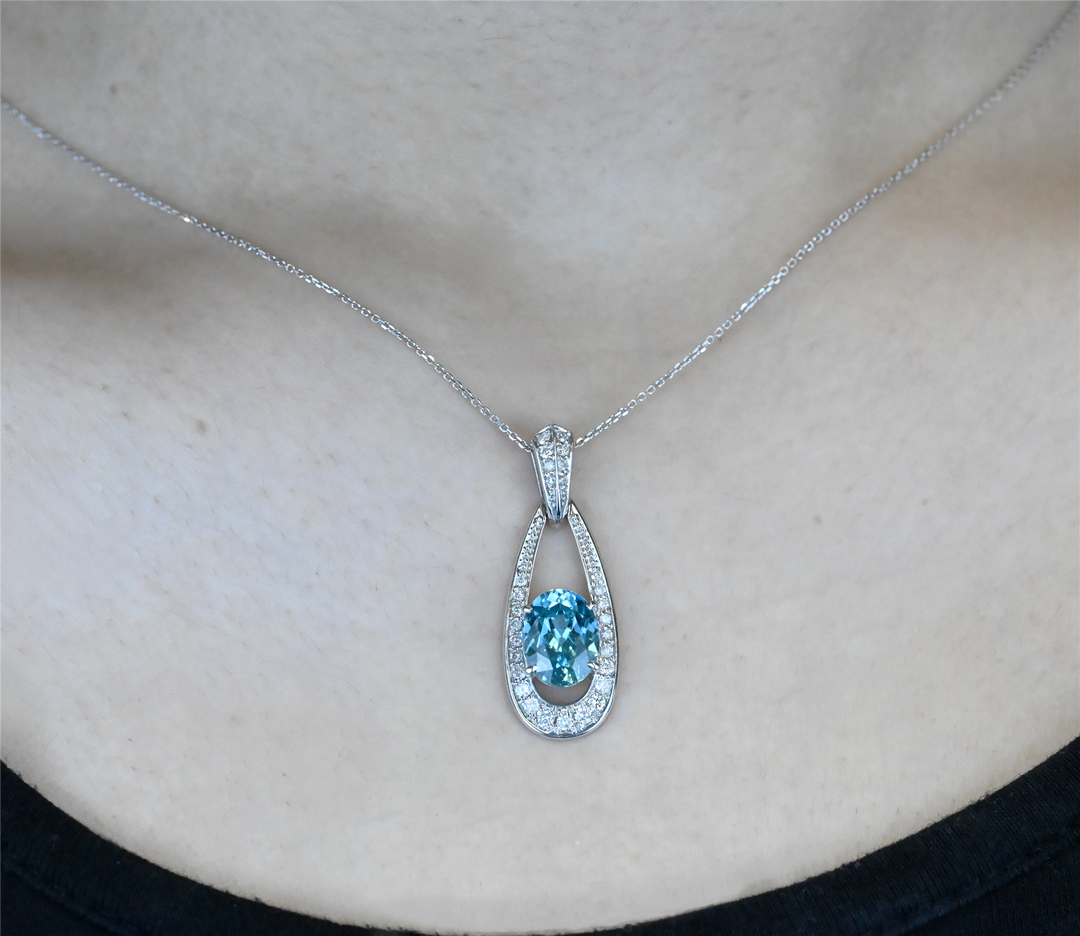 10-14K White Gold 0.35ctw Diamond Blue Topaz 17" Estate Necklace