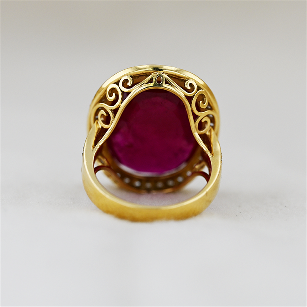 18KT Yellow Gold Ruby Diamond Estate Ring