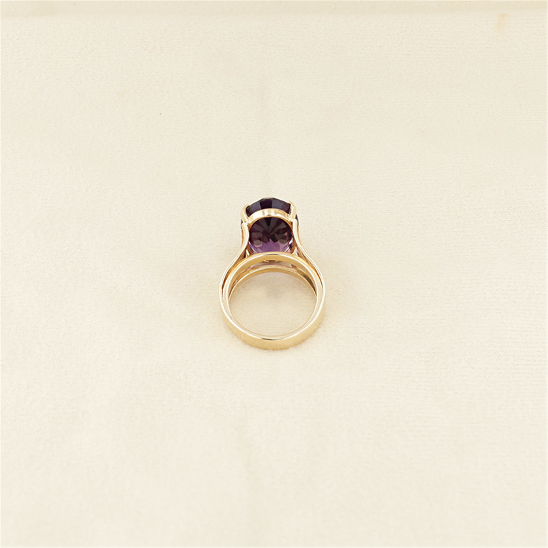 14K Yellow Gold Amethyst Estate Ring