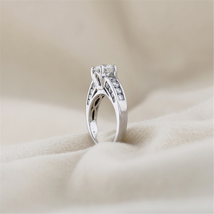 14K White Gold 1.75ctw Lab-Grown Diamond Engagement Ring