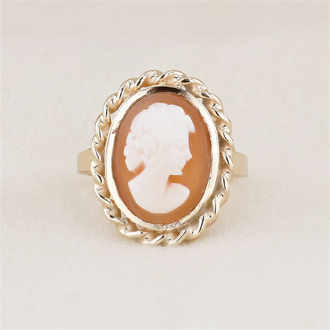 10K Yellow Gold Cameo Estate Ring