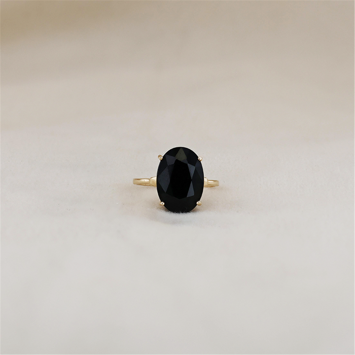 10K Yellow Gold Blue Sapphire Estate Ring