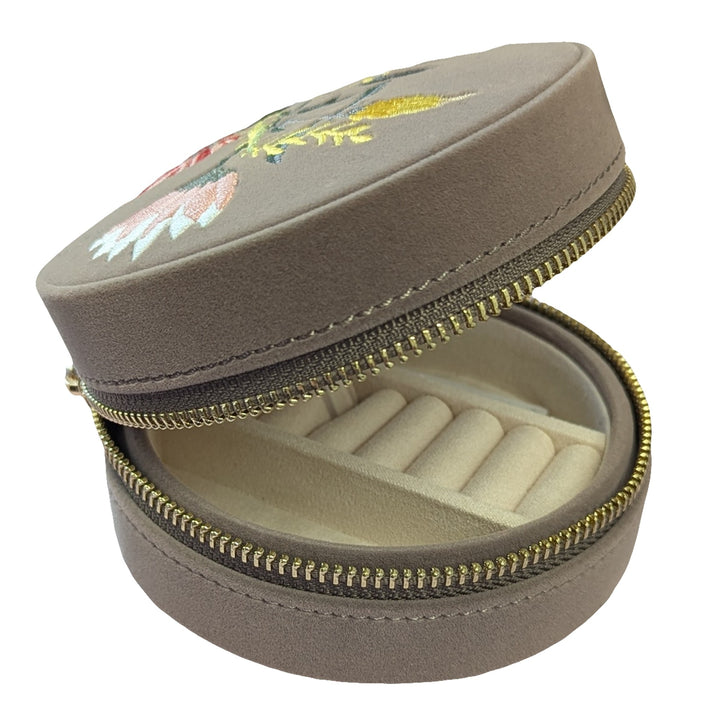 Zoe Mink Round Travel Case