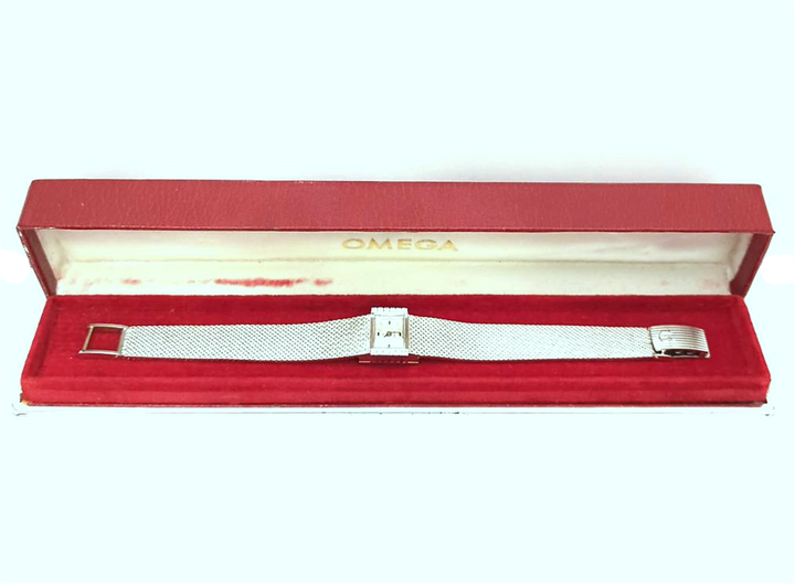 Omega Cocktail 8130 18.5mm Circa 1960