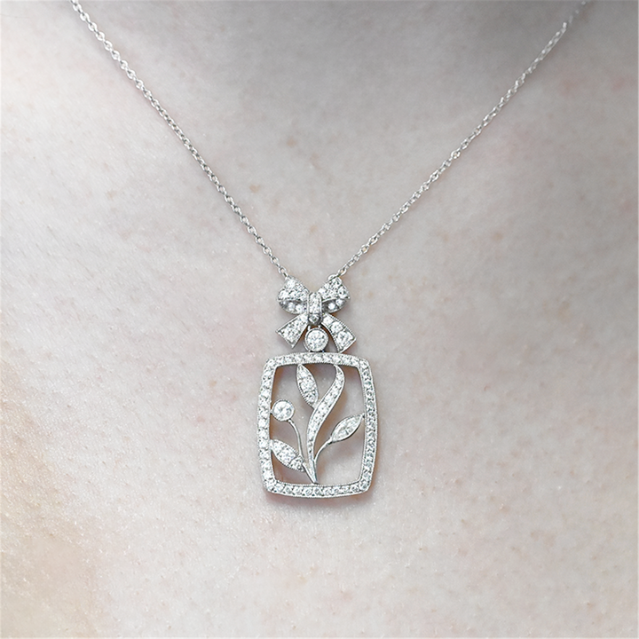 Platinum Floral 0.82ctw Diamond 16" Necklace