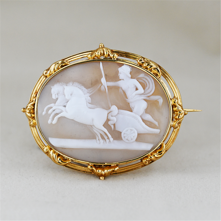 18K Yellow Gold Hand Carved Cameo Brooch/Pendant