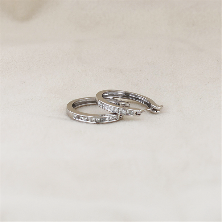 14K White Gold 0.50ctw Diamond Hoop Earrings