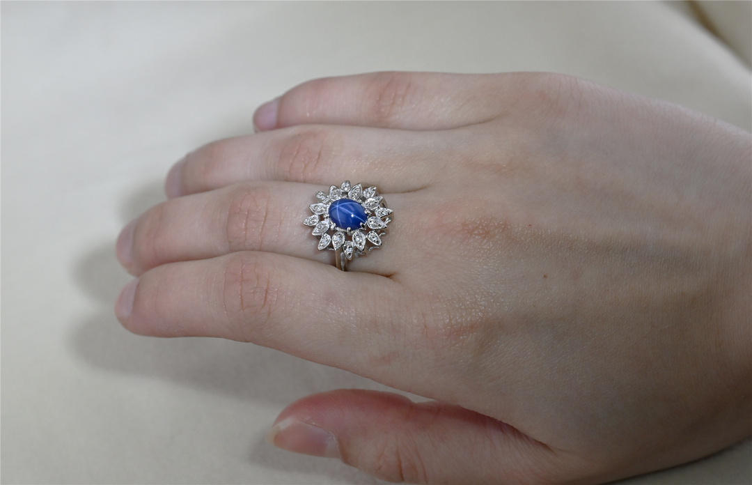 14K White Gold Synthetic Star Sapphire Natural Diamond Estate Ring