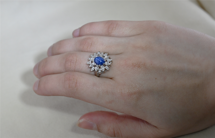 14K White Gold Synthetic Star Sapphire Natural Diamond Estate Ring