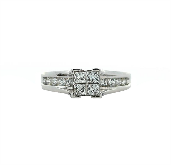 14KT White Gold 0.68ctw Diamond Illusion Estate Engagement Ring