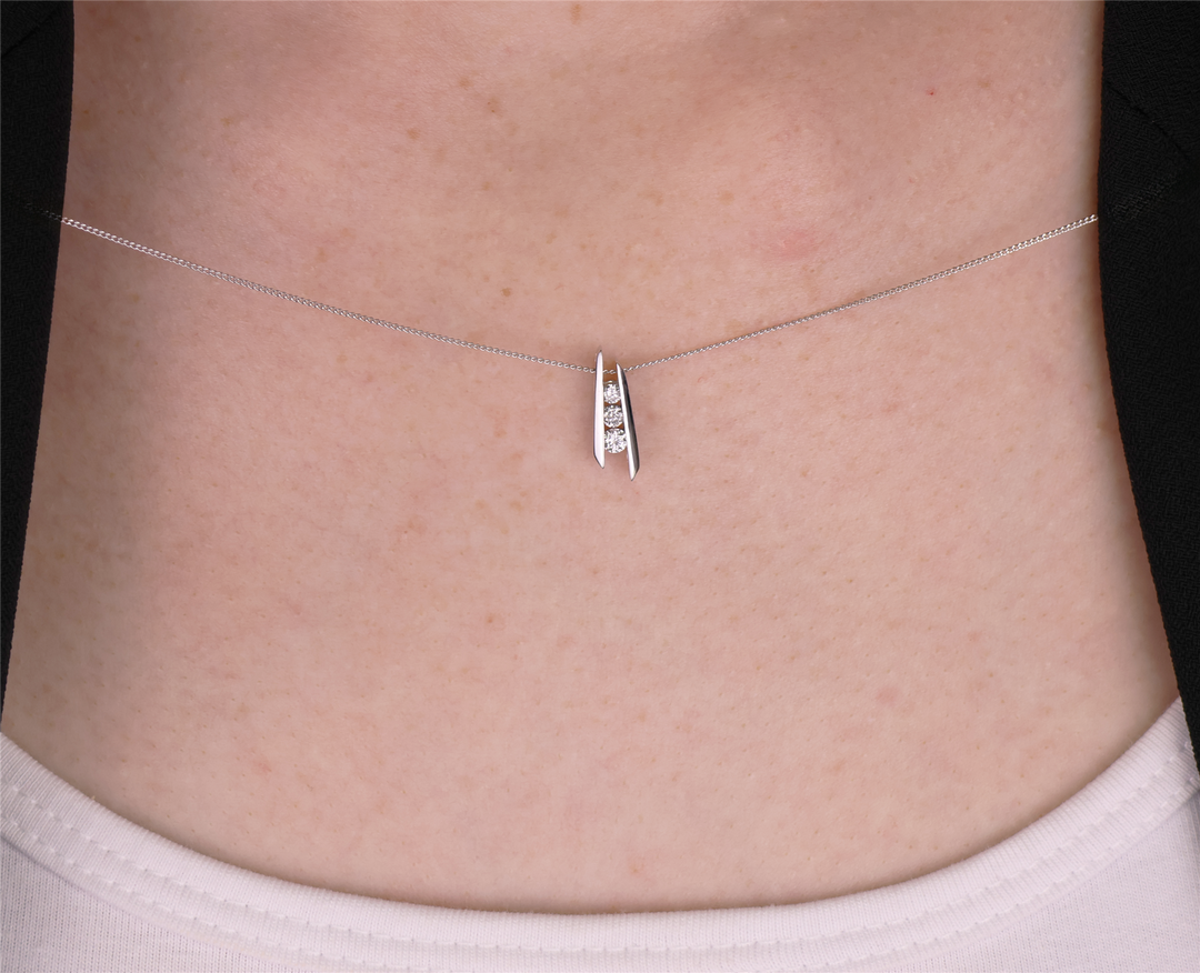 10K White Gold 0.17ctw Diamond 20" Necklace