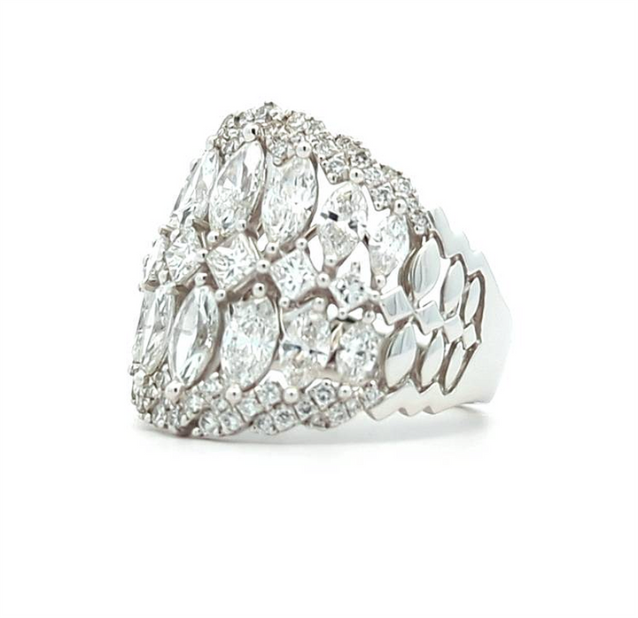18KT White Gold 3.02ctw Diamond Fashion Ring