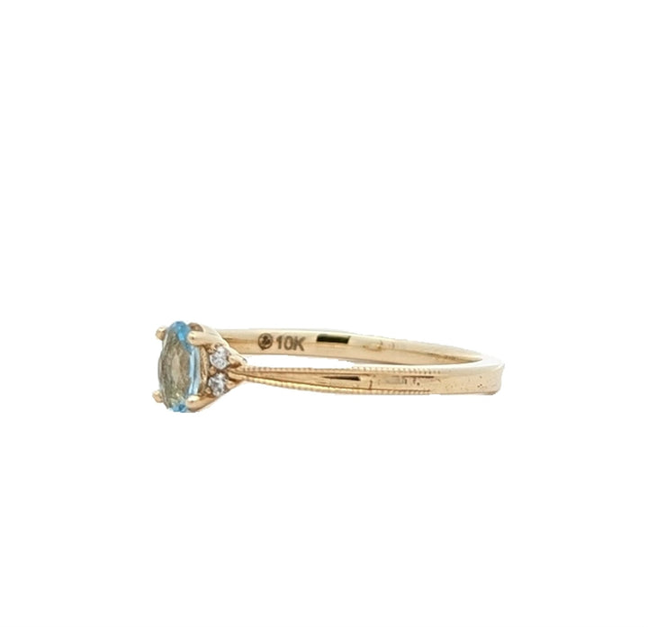 10KT Yellow Gold Aquamarine and 0.03ctw Diamond Ring