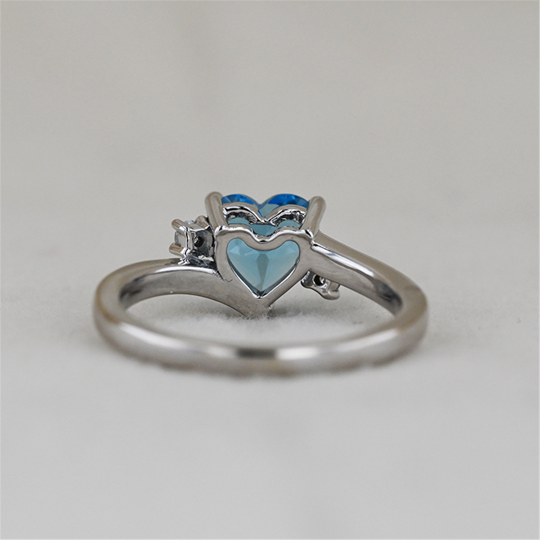 14K White Gold Blue Topaz Diamond Estate Ring