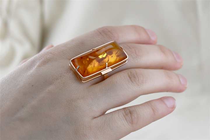 14K Rose Gold Natural Amber Estate Ring