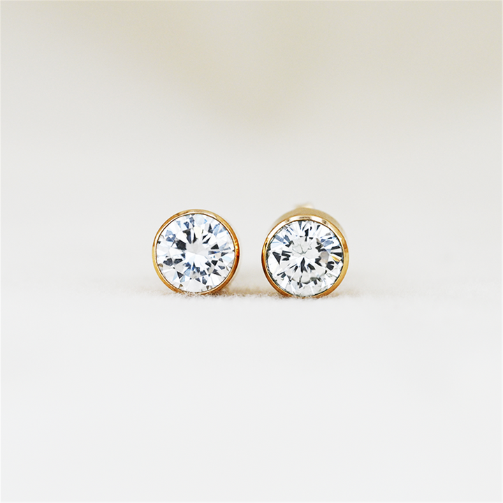 14KT Yellow Gold Moissanite Stud Earrings