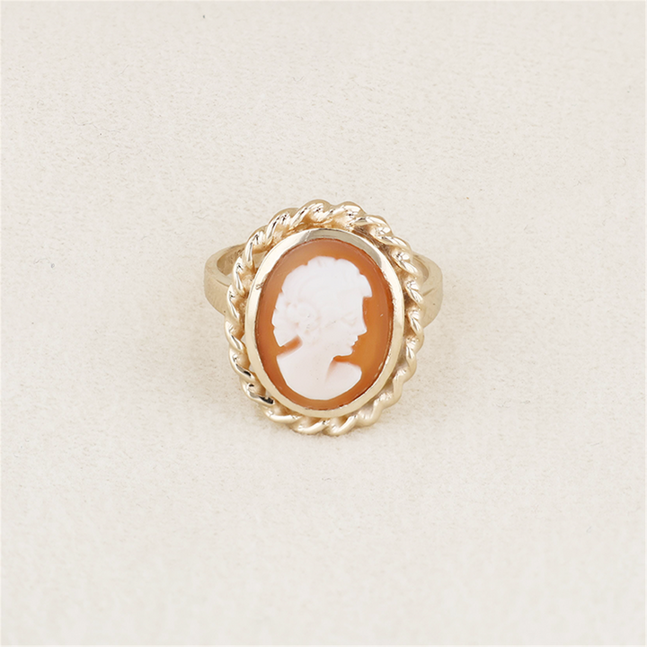 10K Yellow Gold Cameo Estate Ring