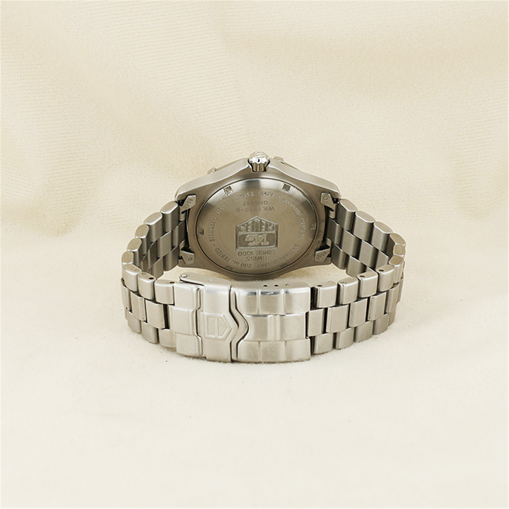 Vintage TAG Heuer 2000 Series Watch