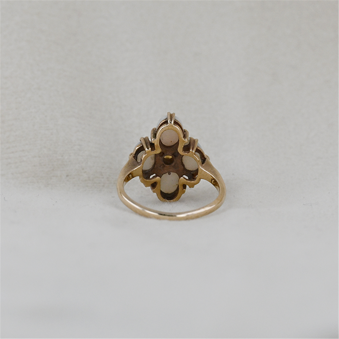 10K Yellow Gold Opal Vintage Estate Ring