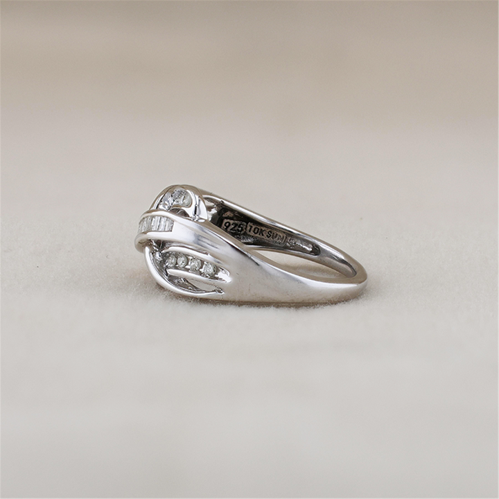 10K White Gold 0.29ctw Diamond Estate Ring