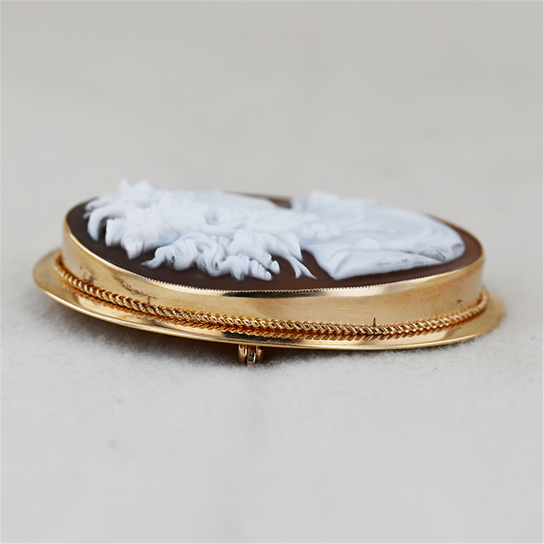 14K Yellow Gold Hand Carved Cameo Brooch/Pendant